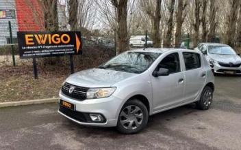 Dacia sandero Saint-Jean-du-Cardonnay
