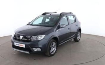 Dacia sandero Issy-les-Moulineaux