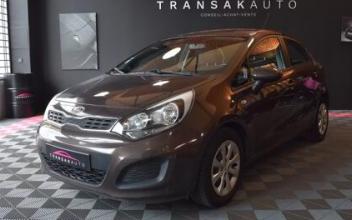 Kia rio Caissargues