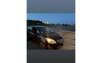 Opel meriva Salon-de-Provence