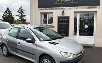 Peugeot 206 Saint-Jean-de-la-Ruelle