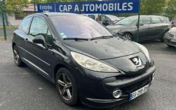 Peugeot 207 Notre-Dame-de-Sanilhac