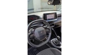 Peugeot 208 Pleurtuit