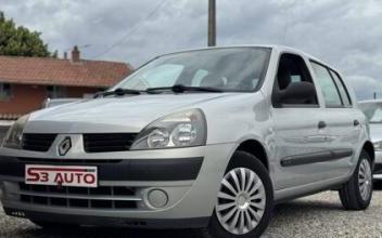 Renault clio Saint-Priest