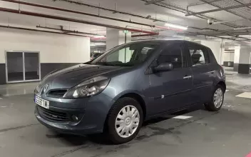 Renault Clio Asnières-sur-Seine