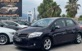 Toyota Auris Nice
