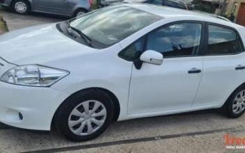 Toyota auris Ars-sur-Moselle