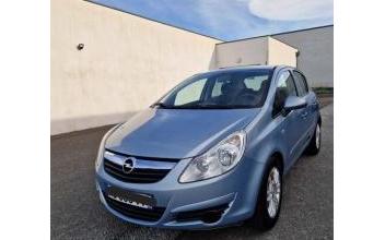 Opel corsa La-Rochelle