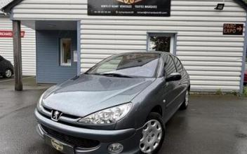Peugeot 206 La-Richardais