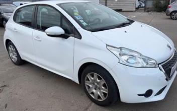 Peugeot 208 La-Courneuve