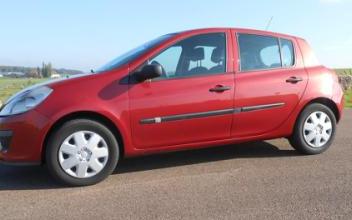 Renault clio iii Artonges