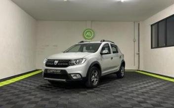 Dacia sandero Sarrians