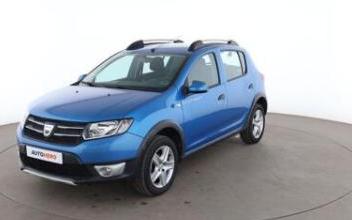 Dacia sandero Issy-les-Moulineaux