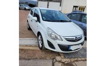 Opel corsa Les-Poulières