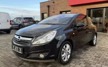 Opel Corsa Dammartin-en-Serve