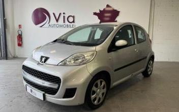 Peugeot 107 Montigny-le-Bretonneux