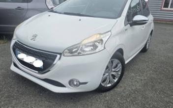 Peugeot 208 Ploudaniel