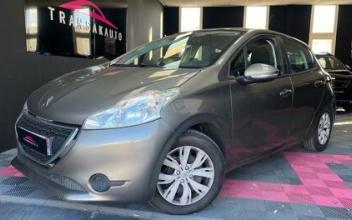 Peugeot 208 Saint-Laurent-du-Var