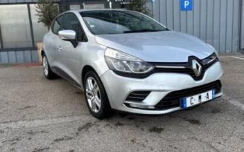 Renault clio Saint-Gilles