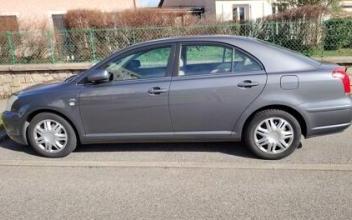 Toyota avensis Annonay