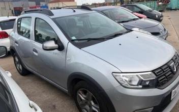 Dacia sandero La-Courneuve