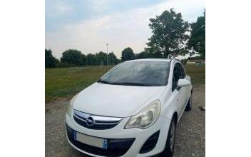 Opel corsa Péronnas