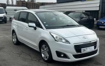 Peugeot 5008 La-Courneuve