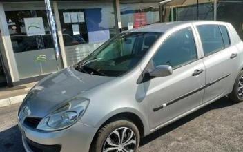 Renault clio Osny