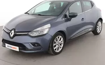 Renault Clio Issy-les-Moulineaux