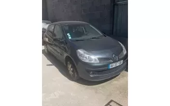 Renault Clio Chavanoz