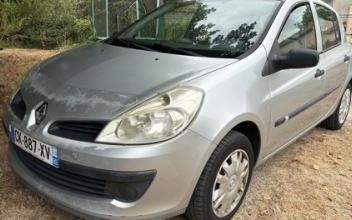 Renault clio iii Grues