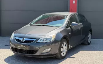 Opel Astra Gevrey-Chambertin