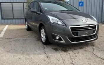 Peugeot 5008 Saint-Gilles