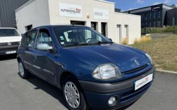 Renault clio Le-Bignon