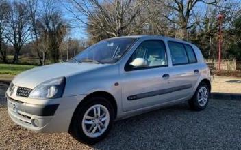 Renault clio ii La-Rochefoucauld