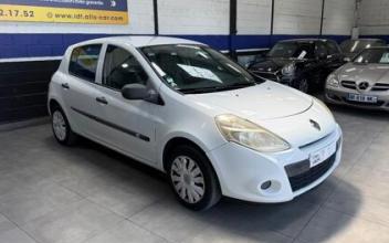 Renault clio iii La-Courneuve