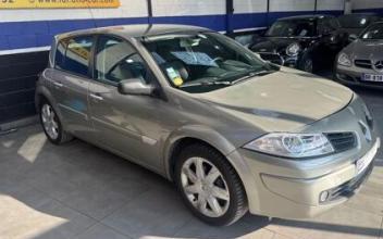 Renault megane ii La-Courneuve