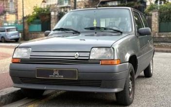 Renault super 5 Saint-Germain-en-Laye