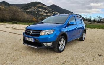 Dacia Sandero Cruas