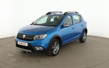 Dacia sandero Issy-les-Moulineaux