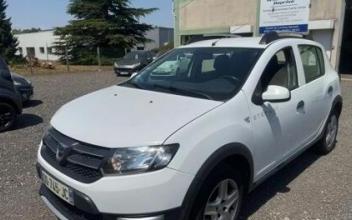 Dacia sandero Villeneuve-la-Guyard