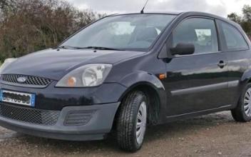 Ford fiesta Les-Sables-d'Olonne