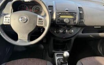 Nissan note Bordeaux