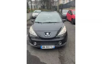 Peugeot 207 Saint-Denis