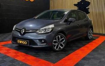 Renault clio Couëron
