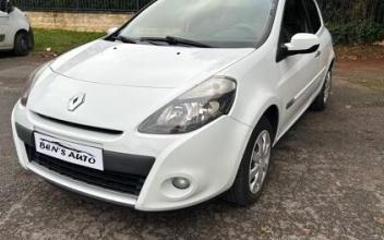 Renault clio iii Senlis