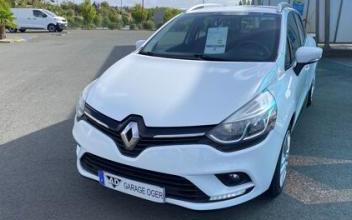 Renault clio v Montjean-sur-Loire