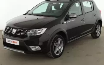 Voiture occasion Dacia Sandero Issy-les-Moulineaux