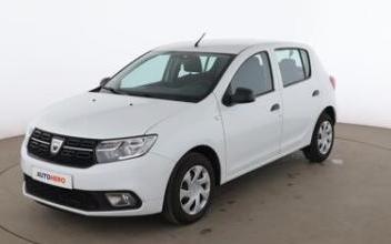 Dacia sandero Issy-les-Moulineaux