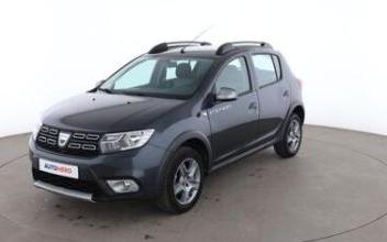 Dacia sandero Issy-les-Moulineaux